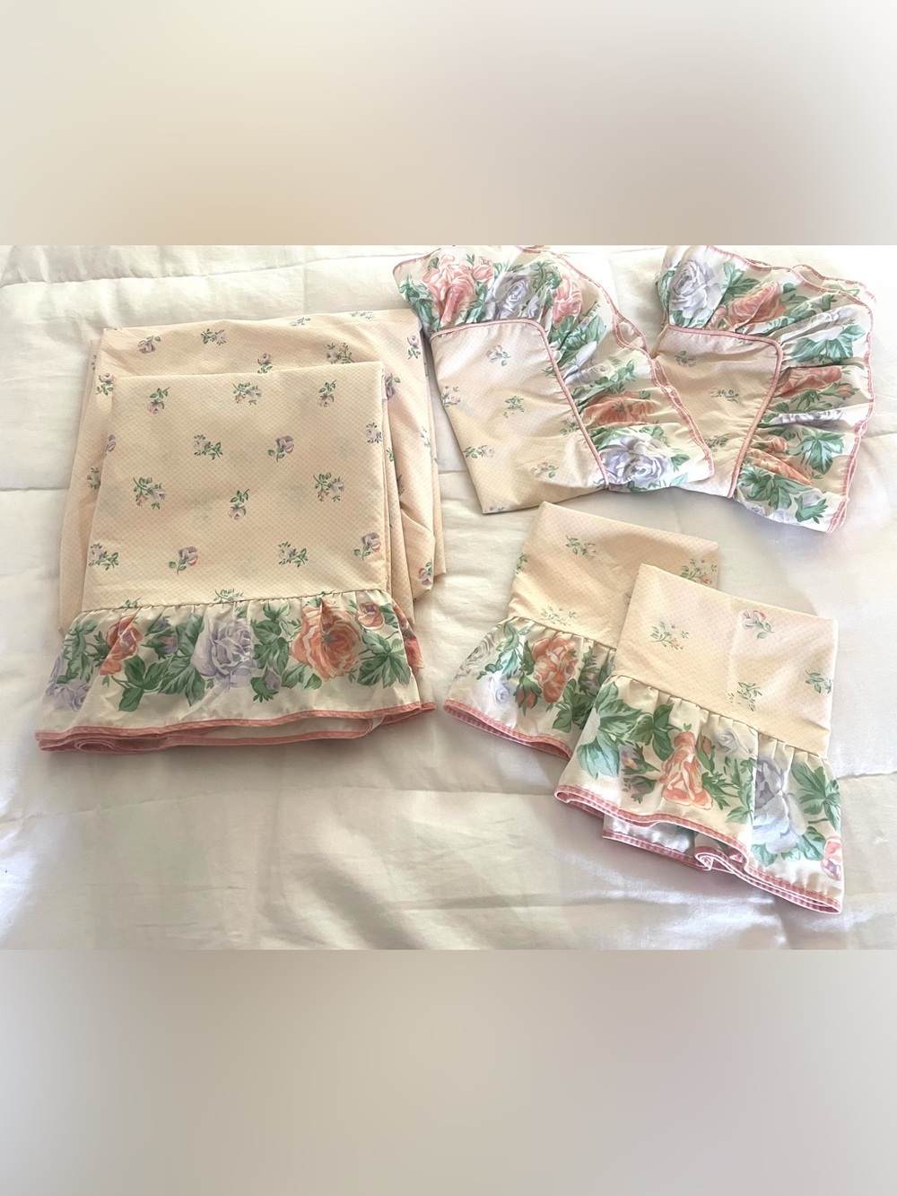 Vintage Sheet Set of 6 Sheet Set Peachy Pink Ruffle Roses Cotton Blend Queen Sz